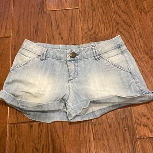 Mossimo Supply Co shorts - 5 “Fit 6”